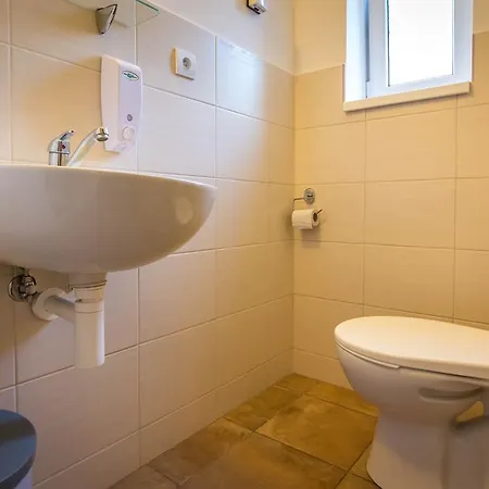 Pali Homestay szállás *