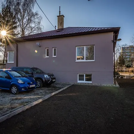 בית אירוח Pali